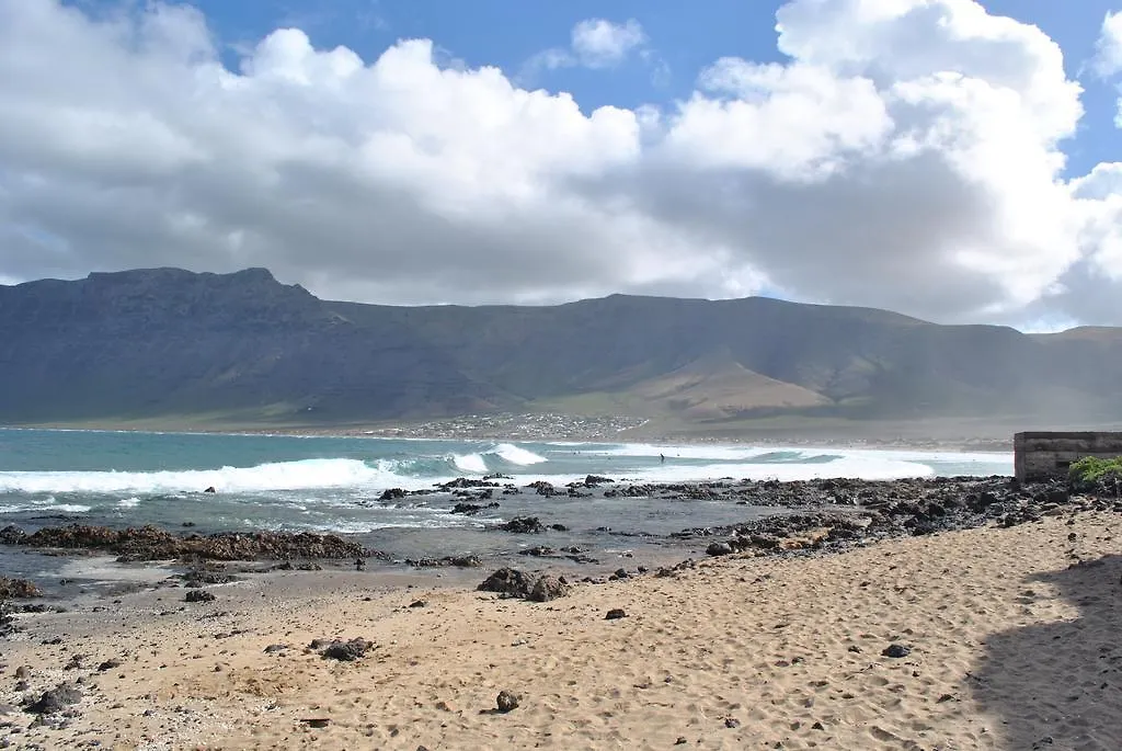 Juanita Beach Caleta De Famara Apartment